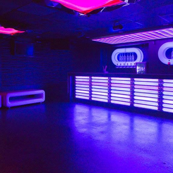 Winter wonderland at ziegfeld ballroom Candibar | Boston New Years Eve Parties | Buy Tickets Now